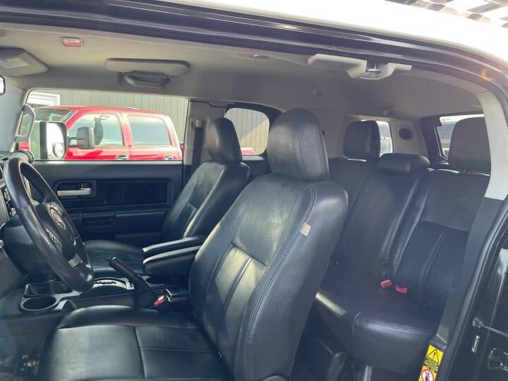 2012 Toyota FJ Cruiser