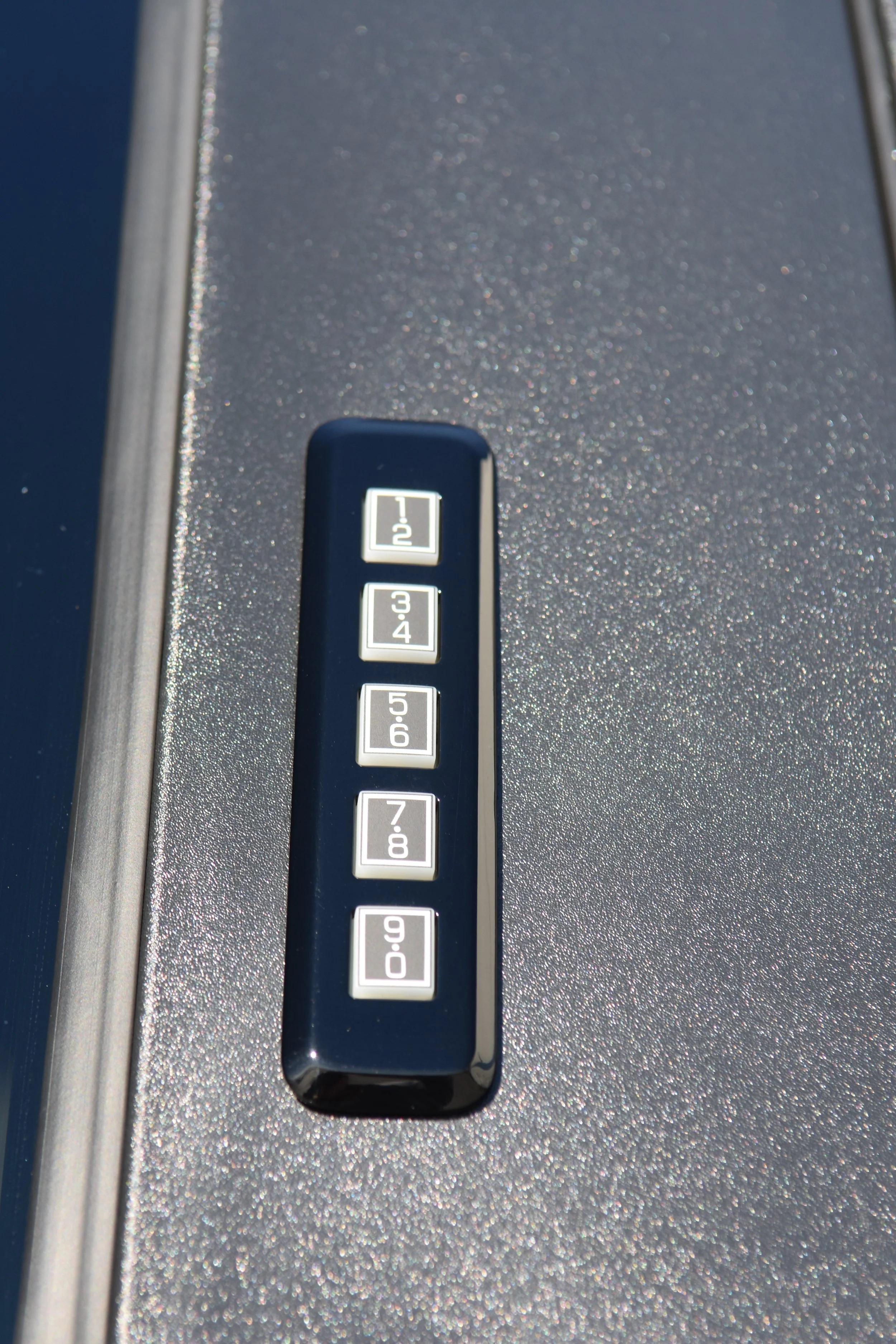 2022 Ford F-350 SuperShorty