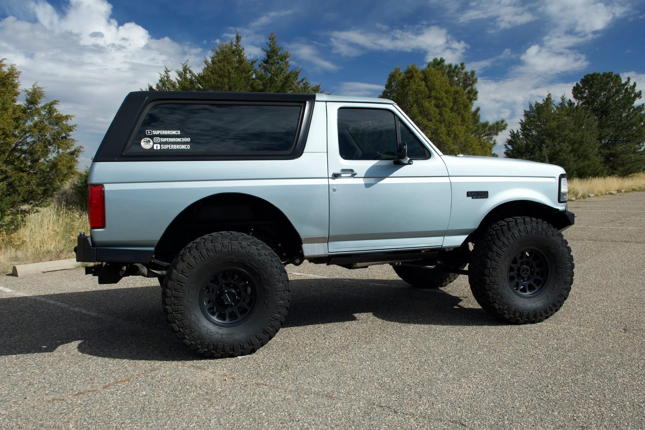 Custom 1996 Ford Bronco XL