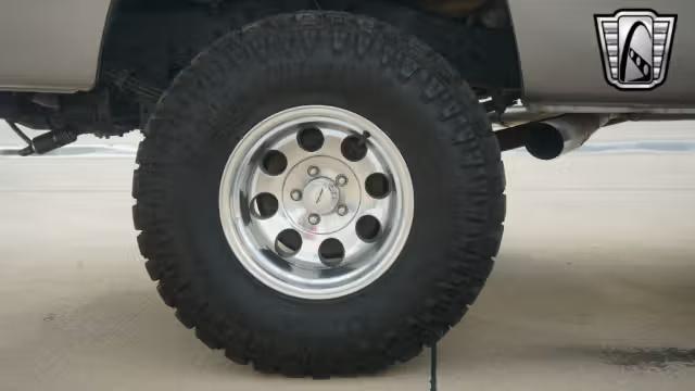 1975 Dodge Ramcharger SE 440 Restomod