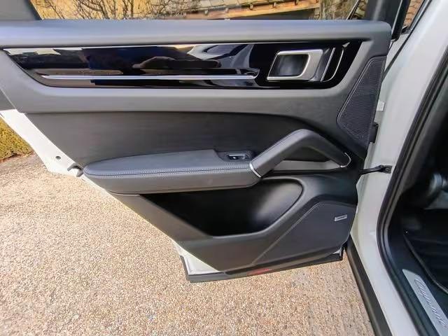 2020 Porsche Cayenne