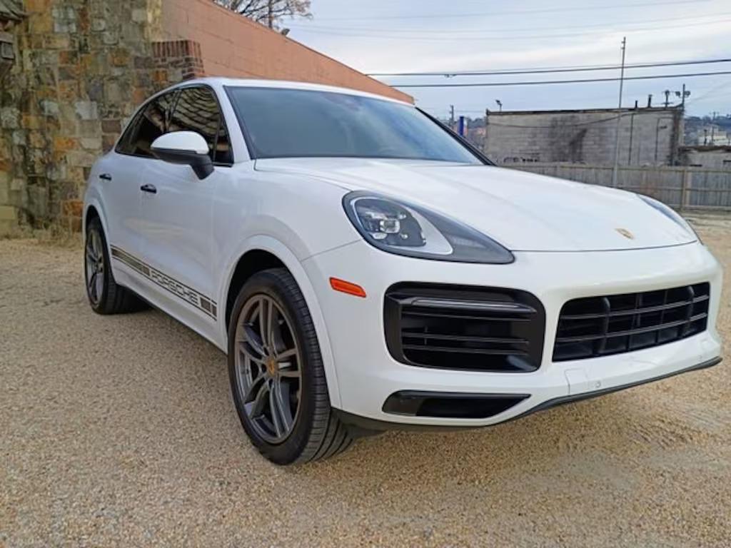 2020 Porsche Cayenne - 3