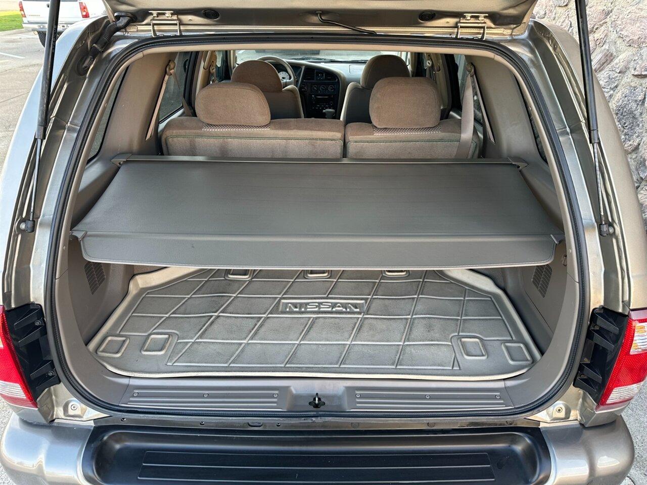 2004 Nissan Pathfinder SE