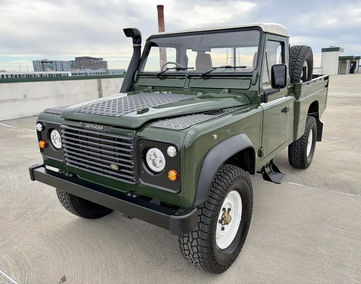 1994 Land Rover Defender 110 Hi Cap - 3