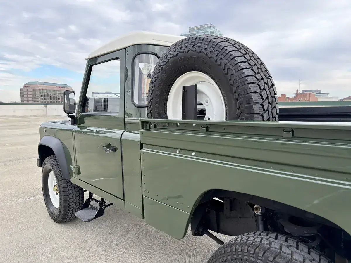 1994 Land Rover Defender 110 Hi-Cap