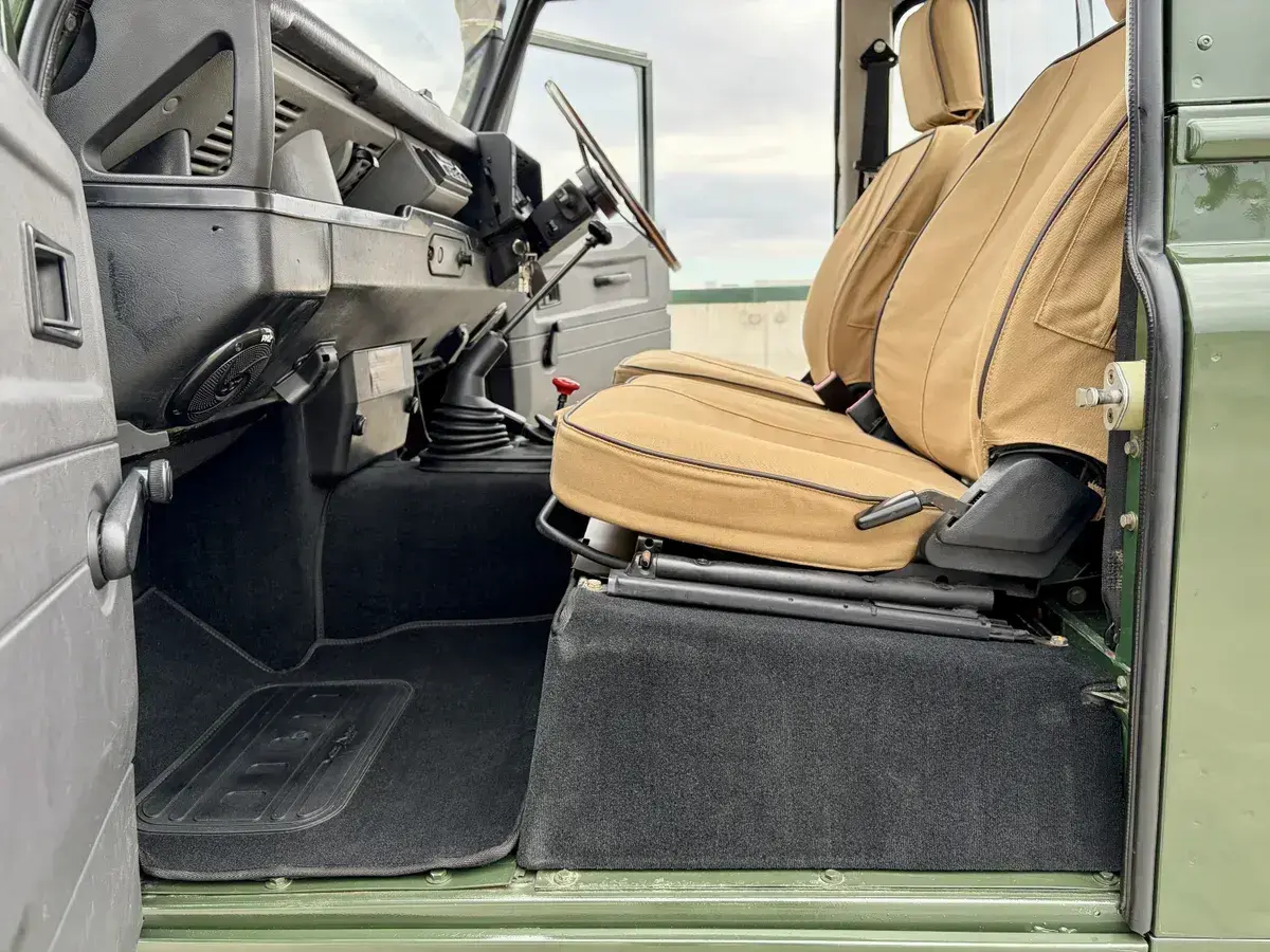 1994 Land Rover Defender 110 Hi-Cap