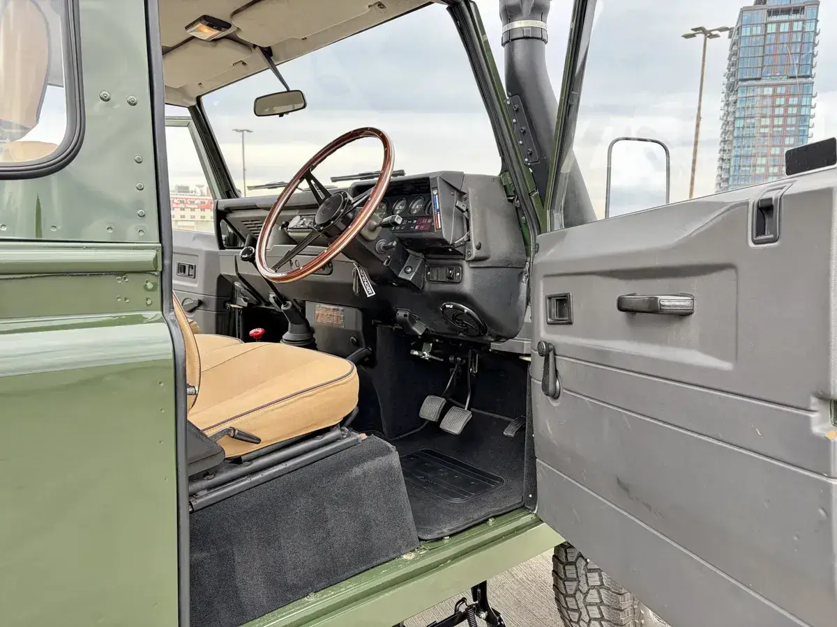 1994 Land Rover Defender 110 Hi-Cap