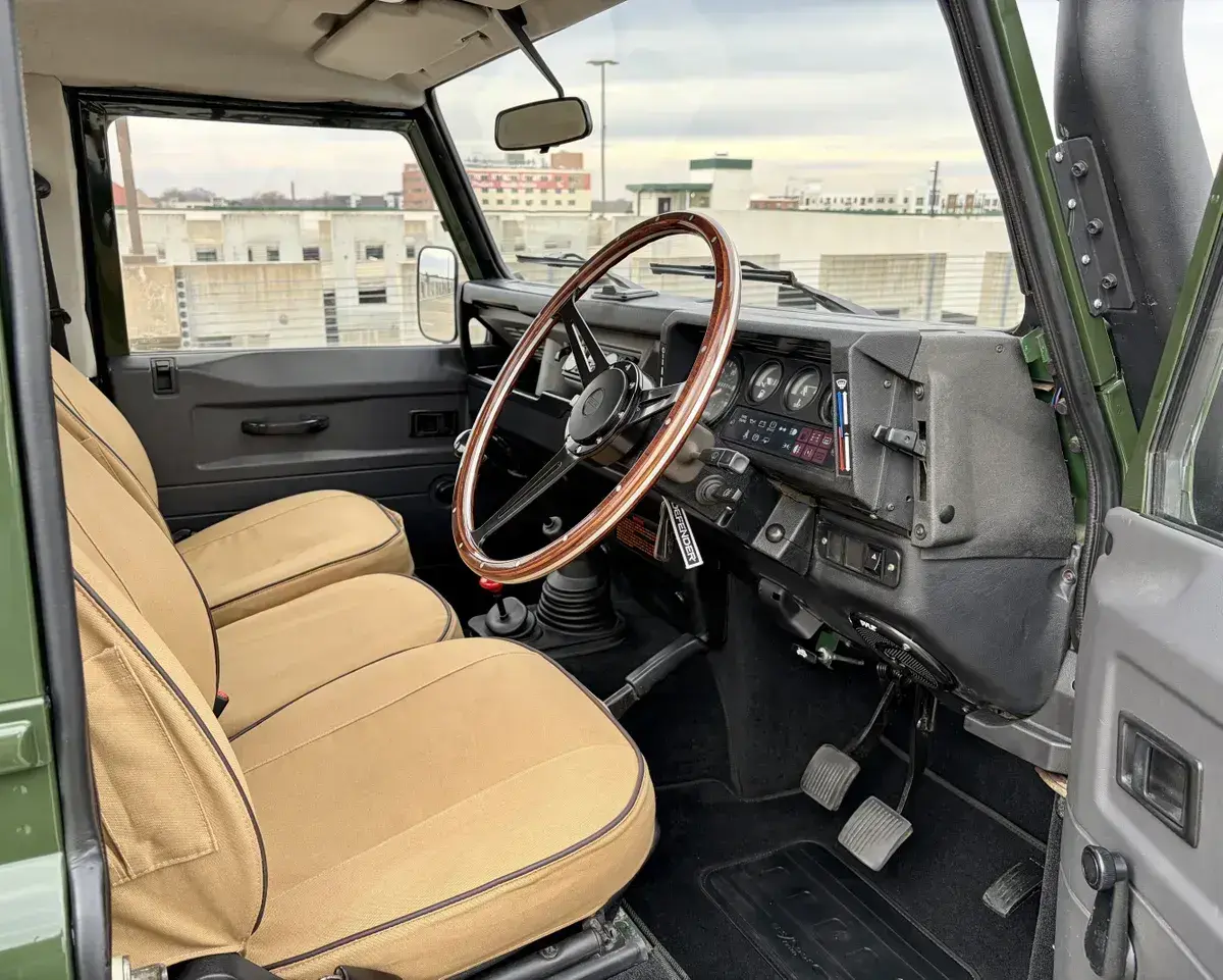 1994 Land Rover Defender 110 Hi-Cap