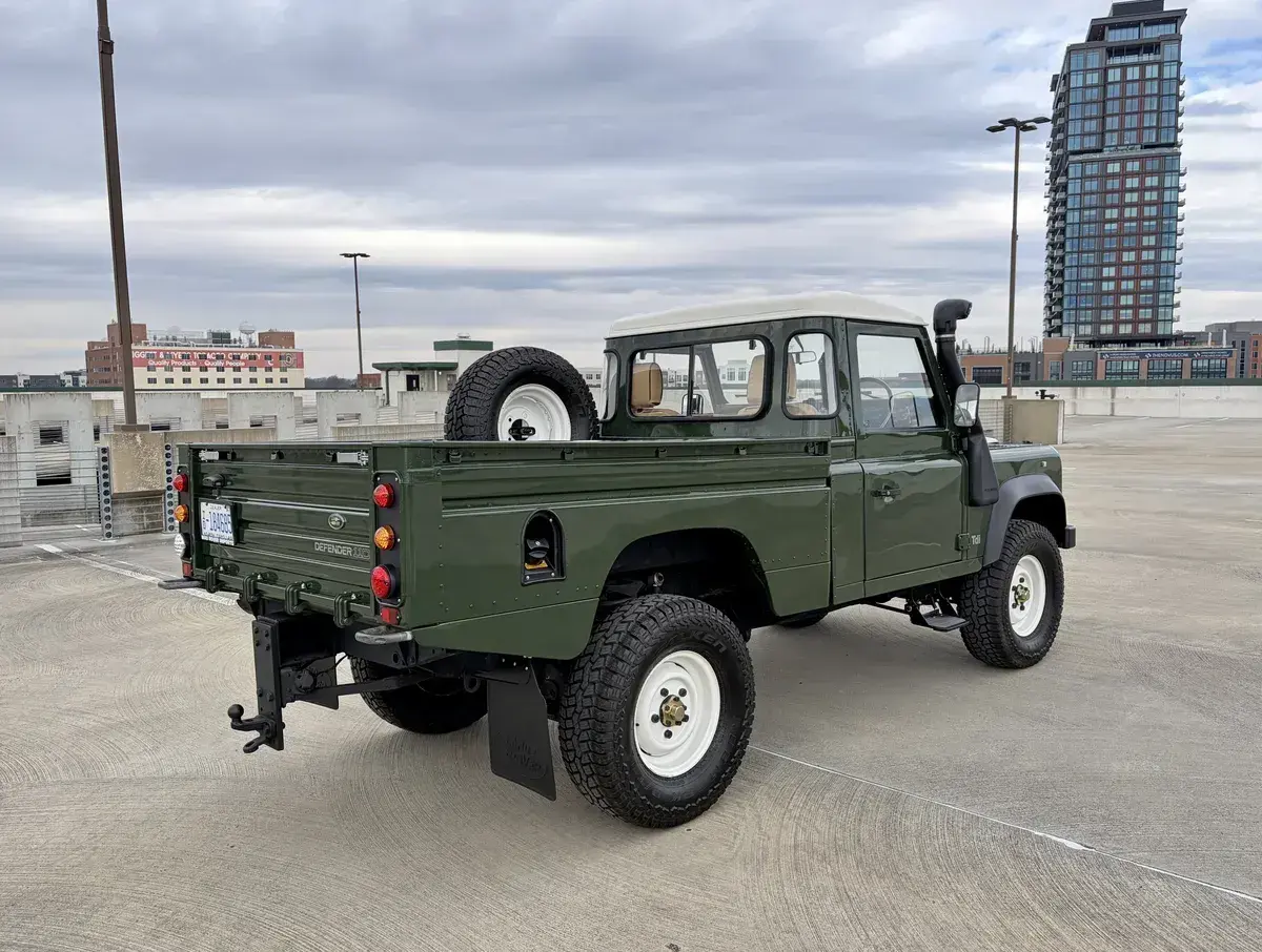 1994 Land Rover Defender 110 Hi Cap - 4