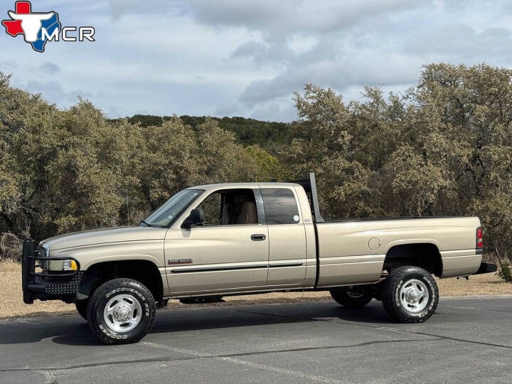 2002 Dodge Ram 2500 SLT Extended Cab - 4