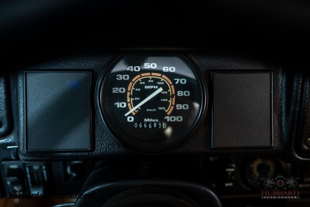 1999 AM General Hummer