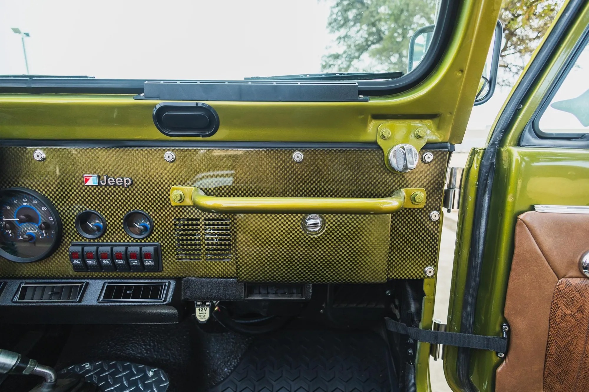 1984 Jeep CJ-8 Scrambler