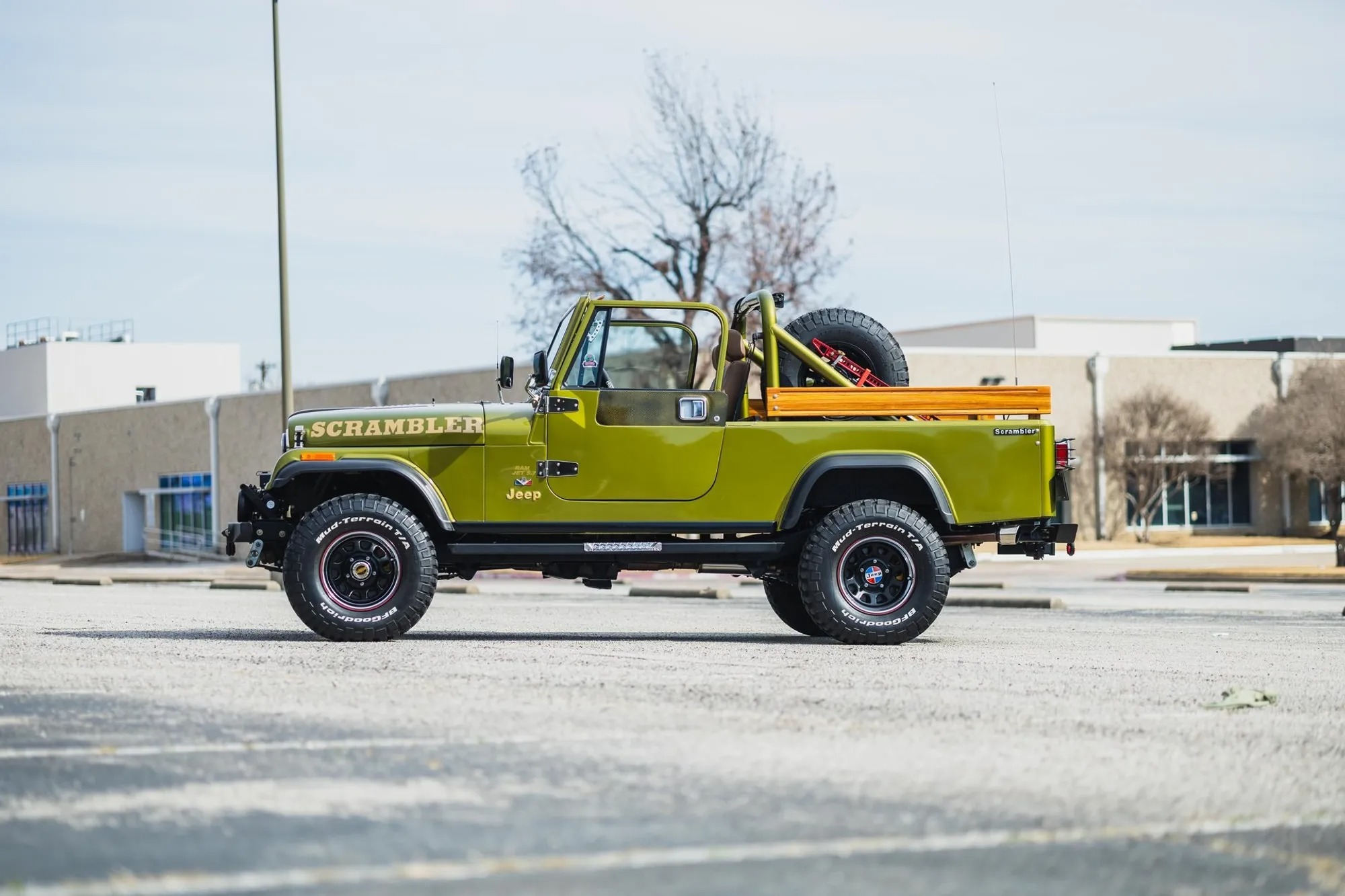 1984 Jeep CJ-8 Scrambler