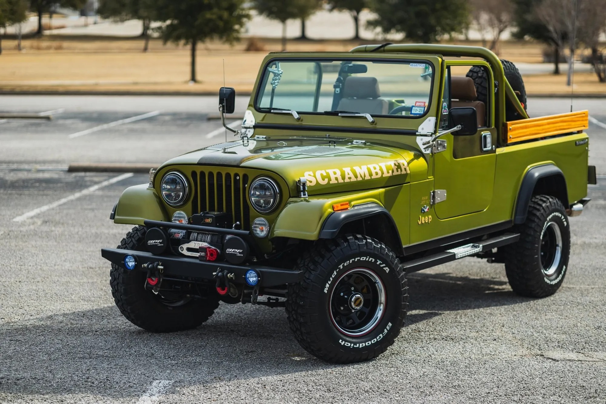 1984 Jeep CJ-8 Scrambler - 3