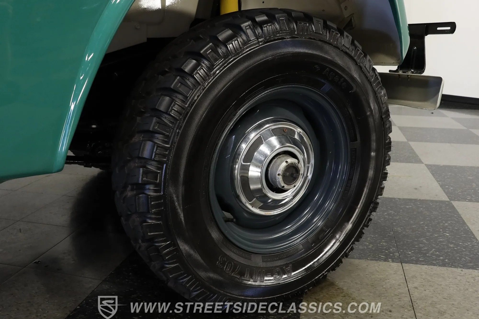 1977 Toyota Land Cruiser FJ55