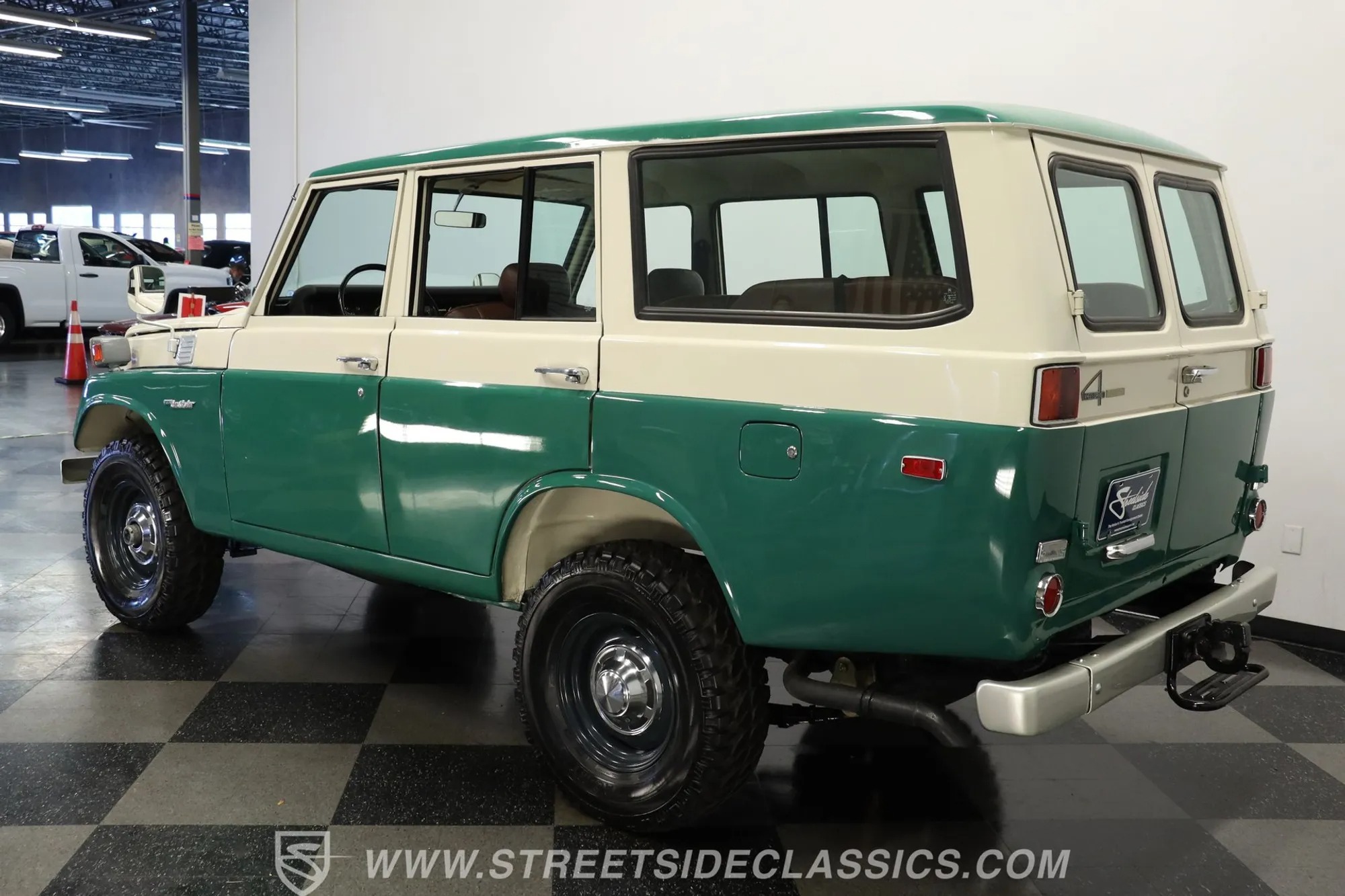 1977 Toyota Land Cruiser FJ55 - 3