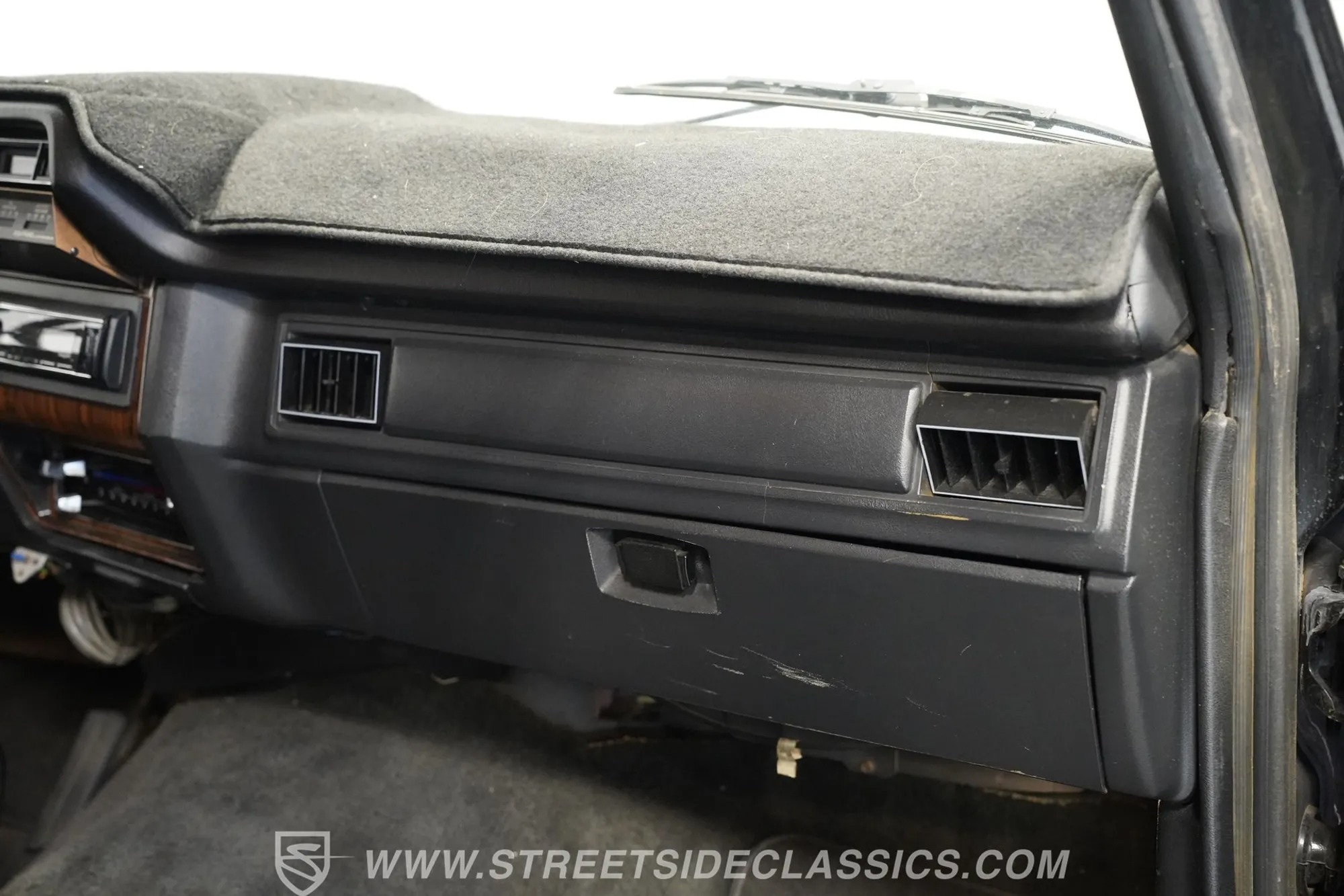 1983 Ford F-250 XLT 4×4