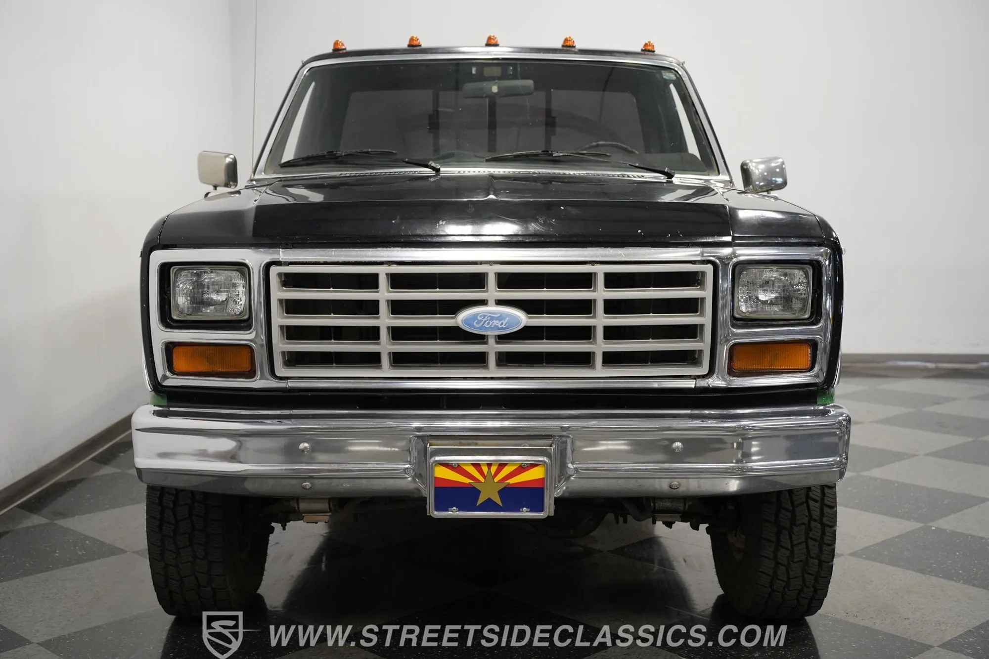 1983 Ford F-250 XLT 4×4