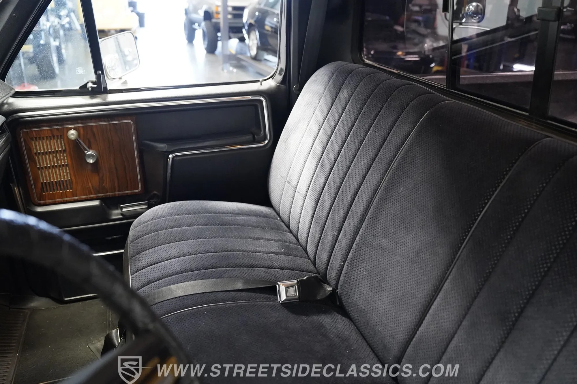 1983 Ford F-250 XLT 4×4