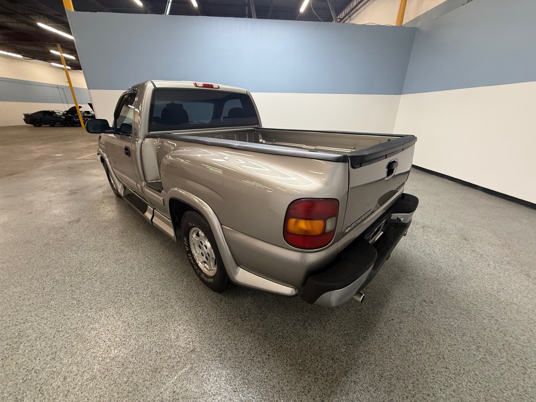 2000 Chevrolet Silverado 1500 LS - 4