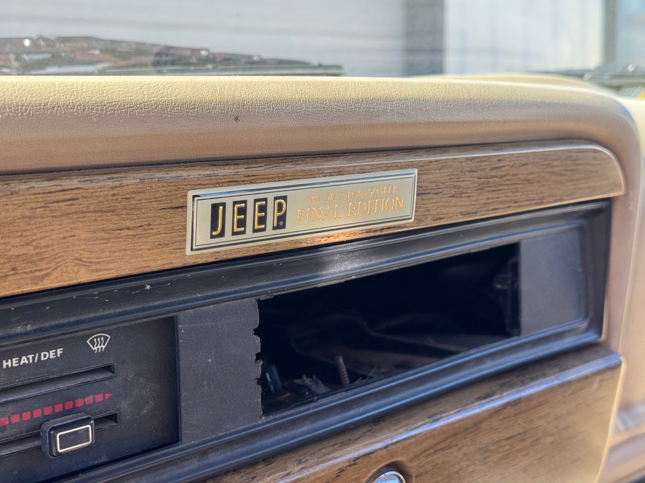 1991 Jeep Grand Wagoneer Final Edition