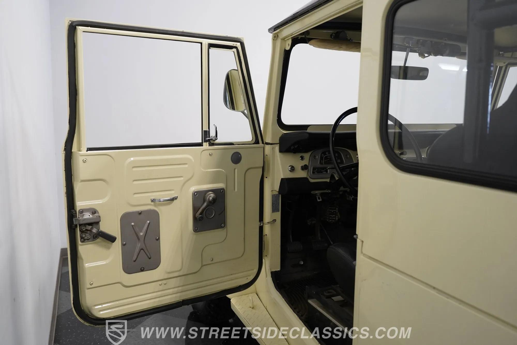 1970 Toyota Land Cruiser FJ40