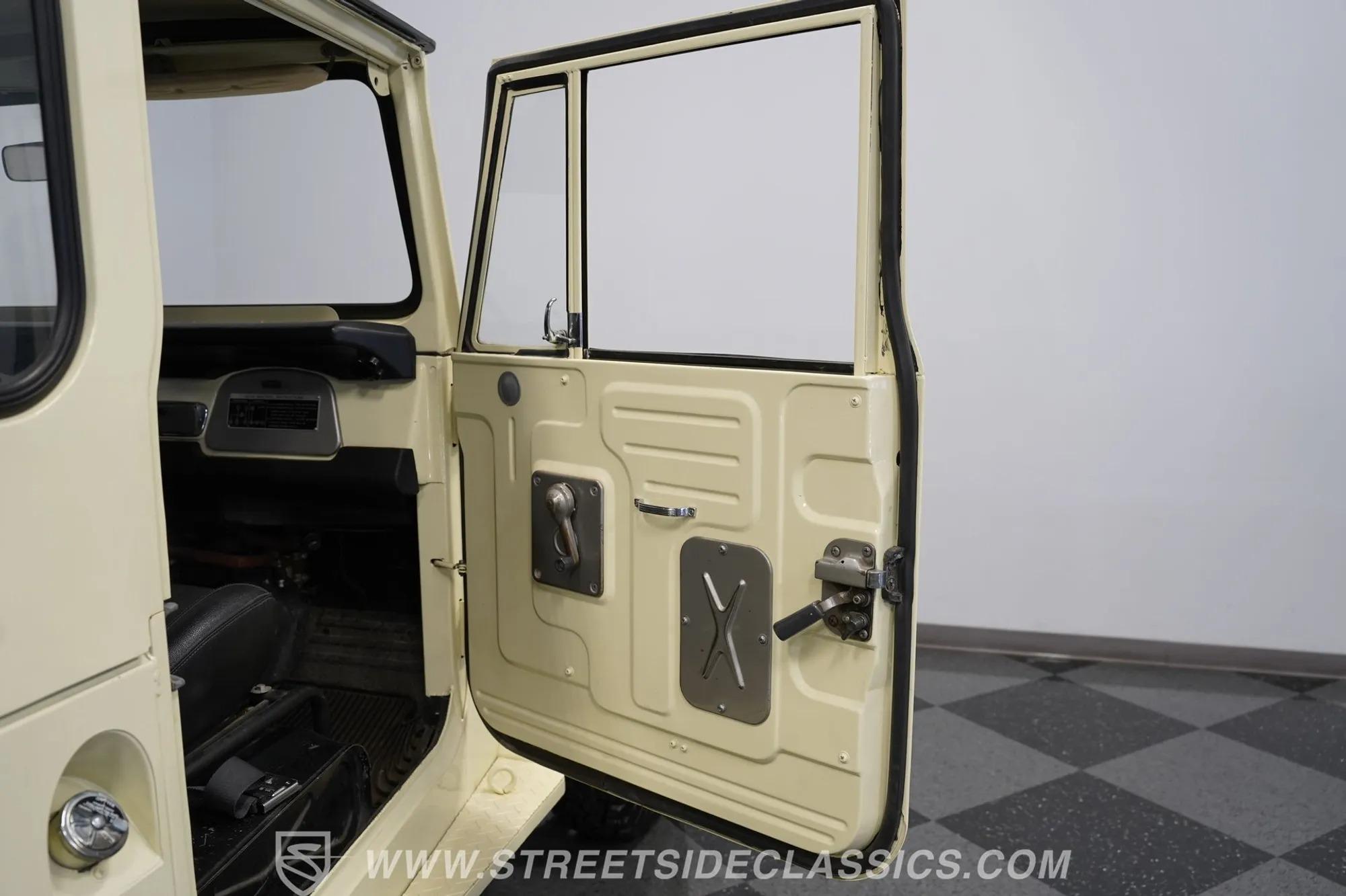 1970 Toyota Land Cruiser FJ40