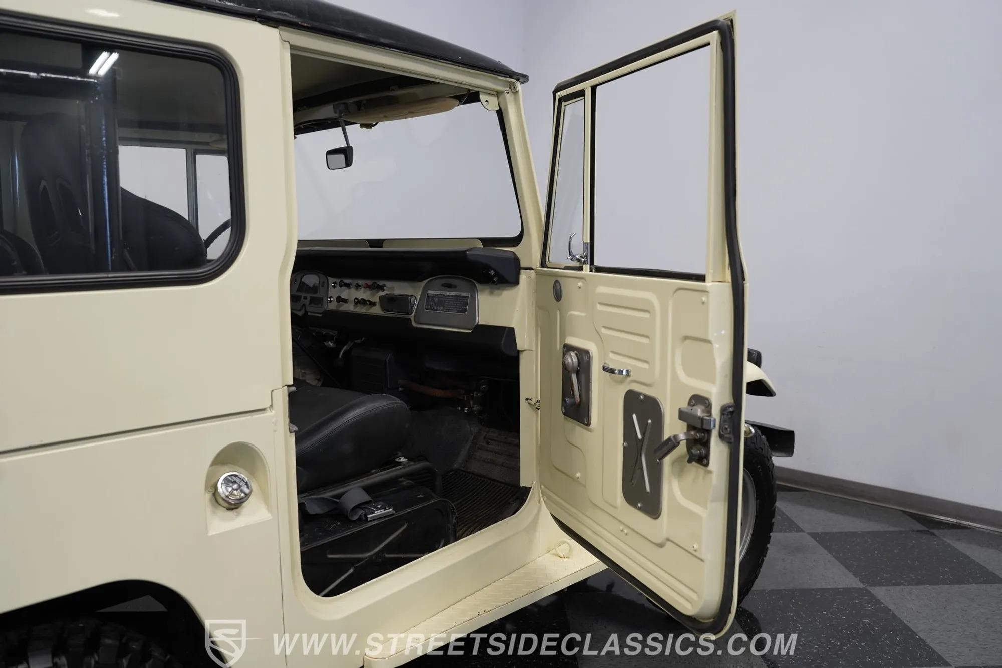 1970 Toyota Land Cruiser FJ40