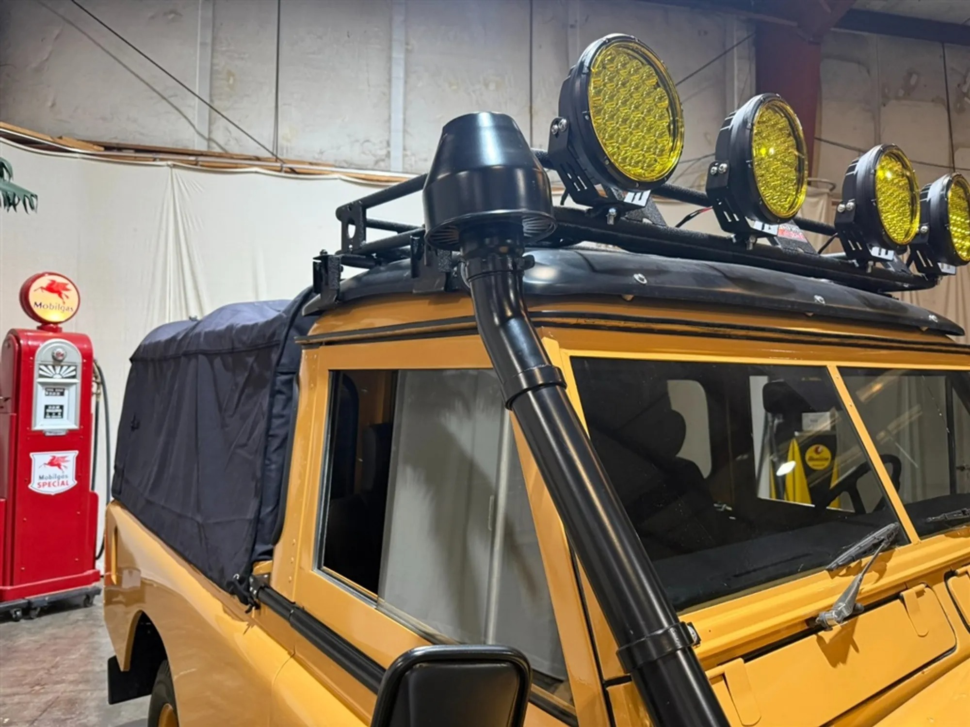 1981 Land Rover Series III Hi-Cap