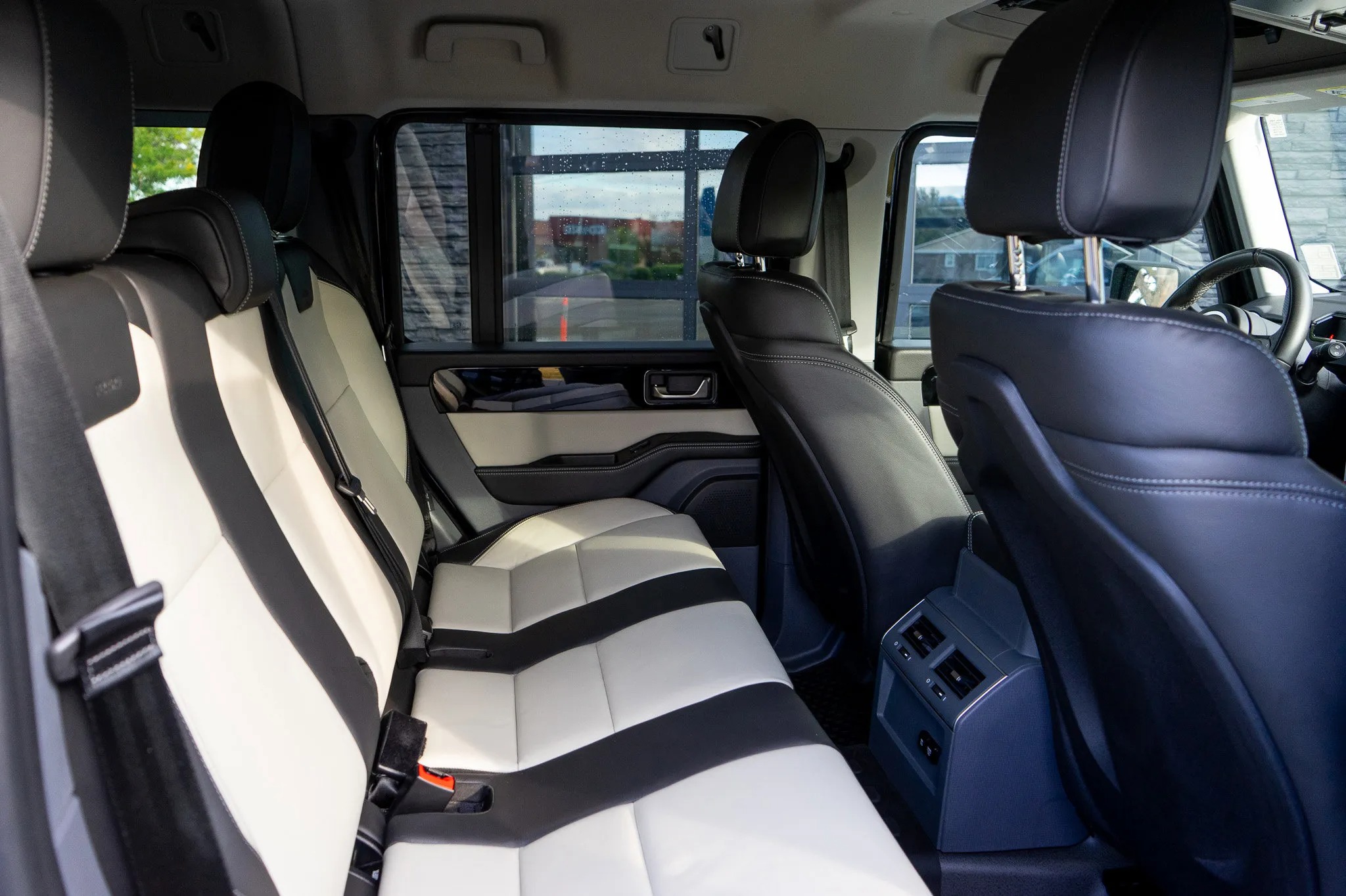 2024 INEOS Grenadier Fieldmaster