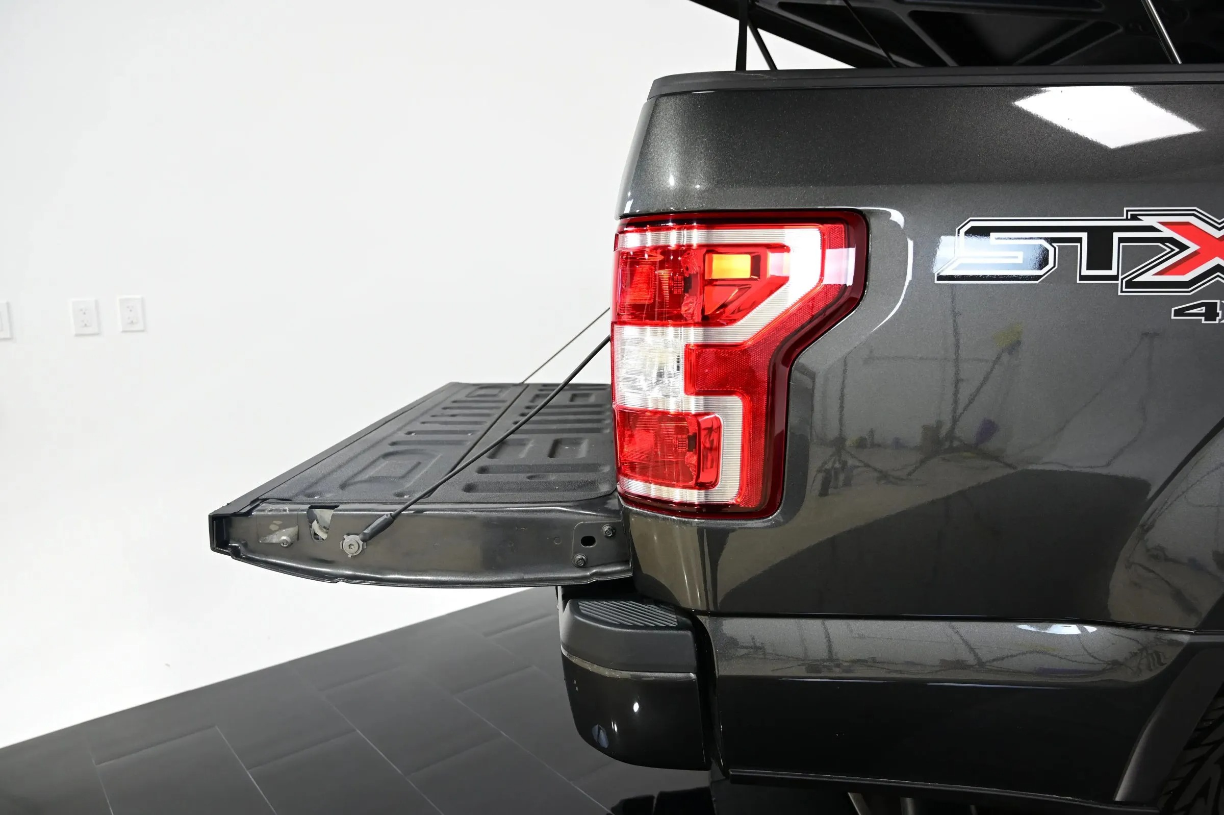 2020 Ford F-150 XL Super Cab