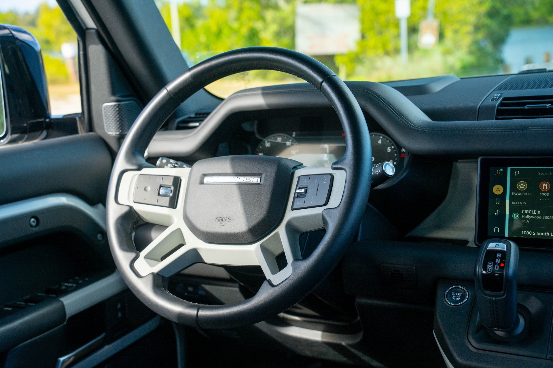 2023 Land Rover Defender 110 S