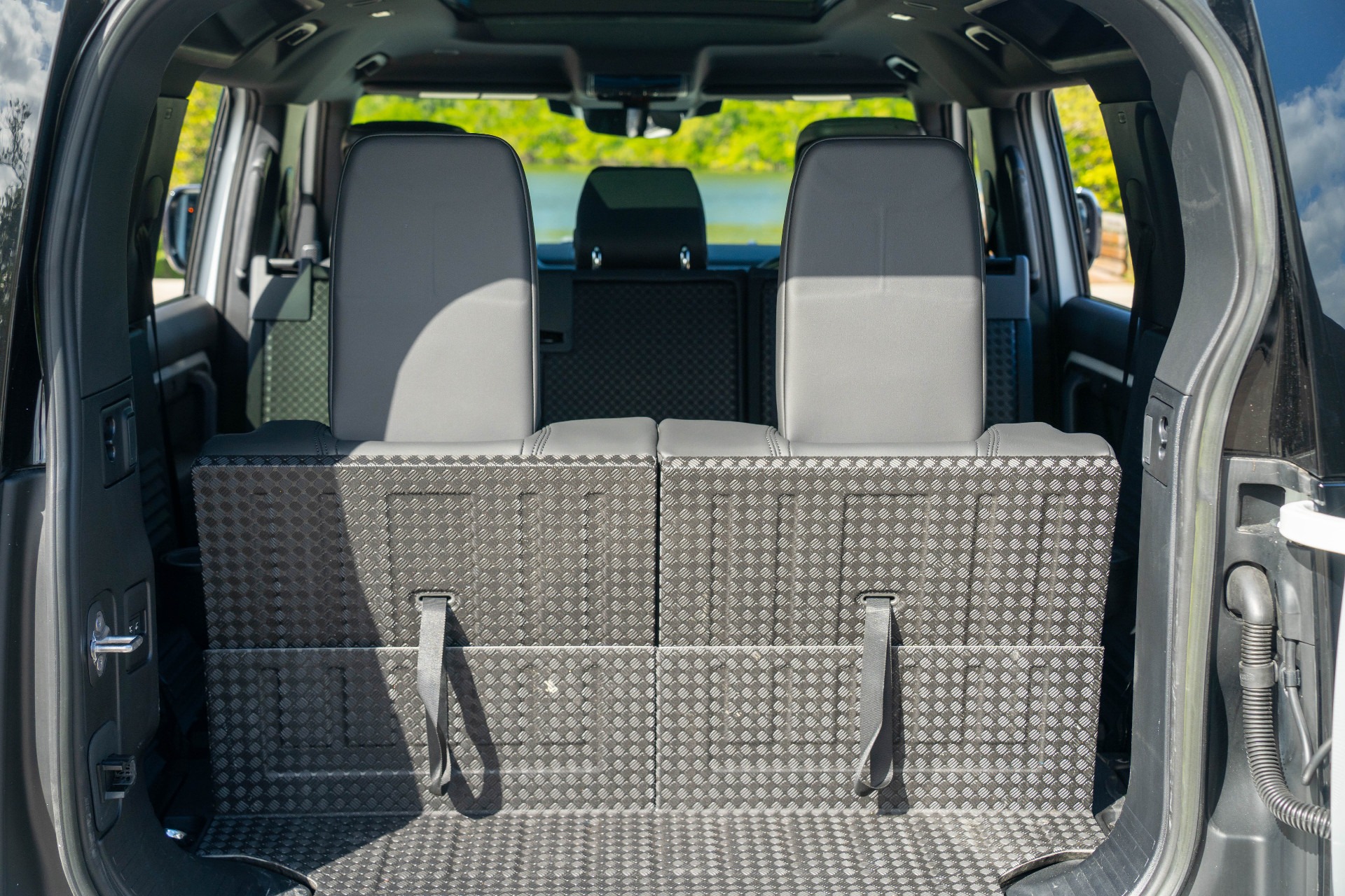 2023 Land Rover Defender 110 S