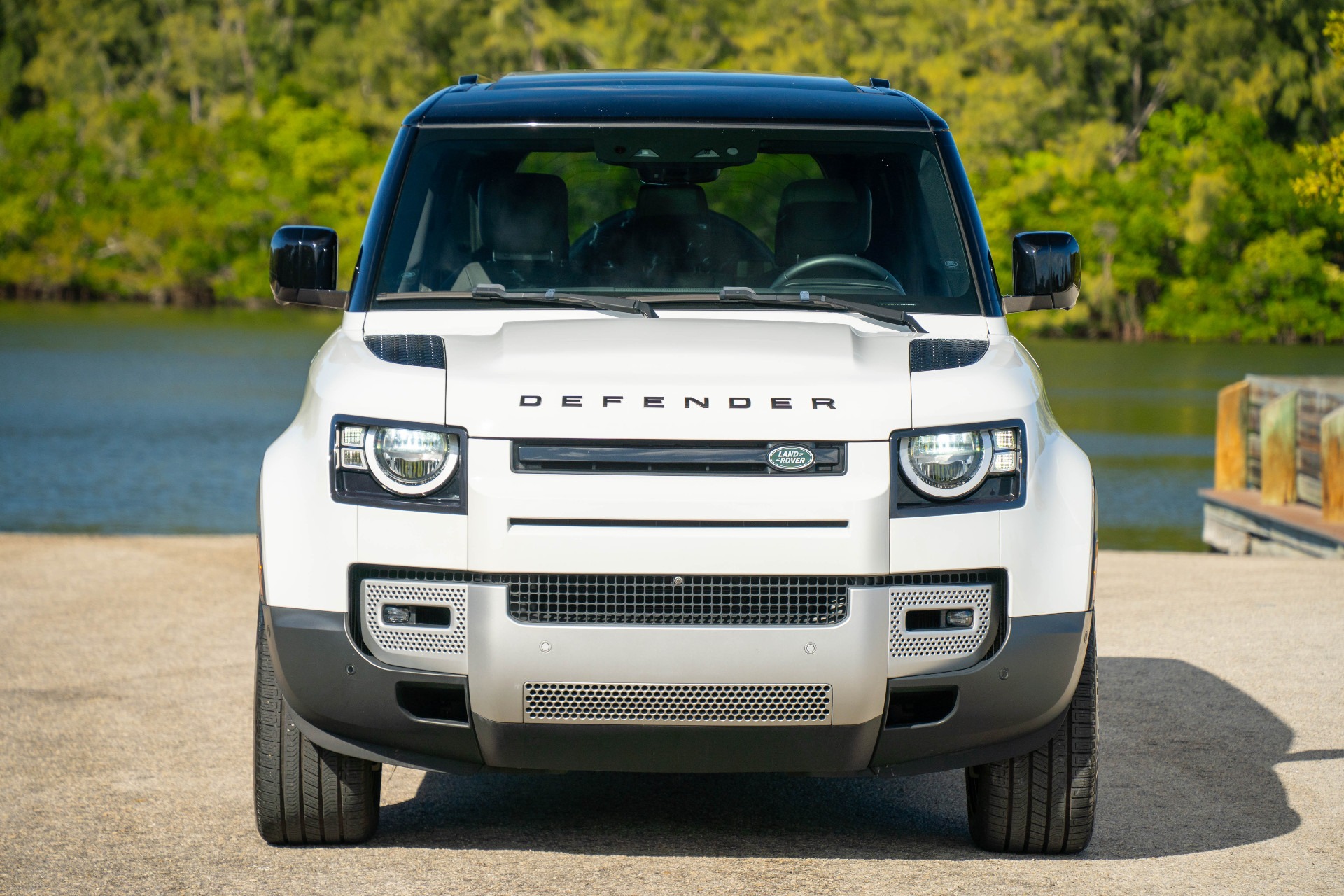 2023 Land Rover Defender 110 S