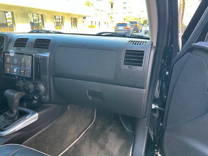 2010 HUMMER H3 Alpha