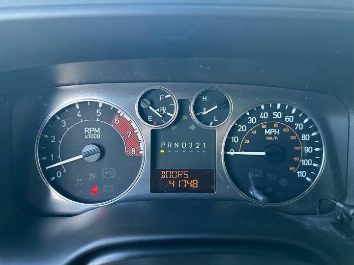 2010 HUMMER H3 Alpha