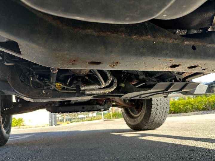 2010 HUMMER H3 Alpha