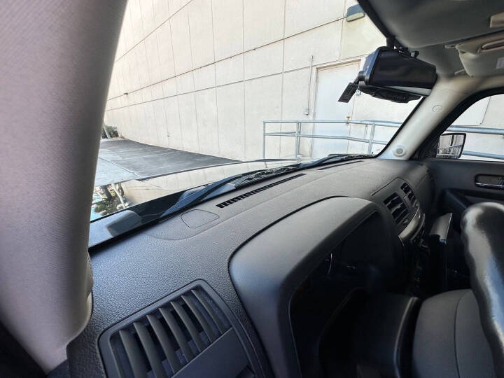 2010 HUMMER H3 Alpha