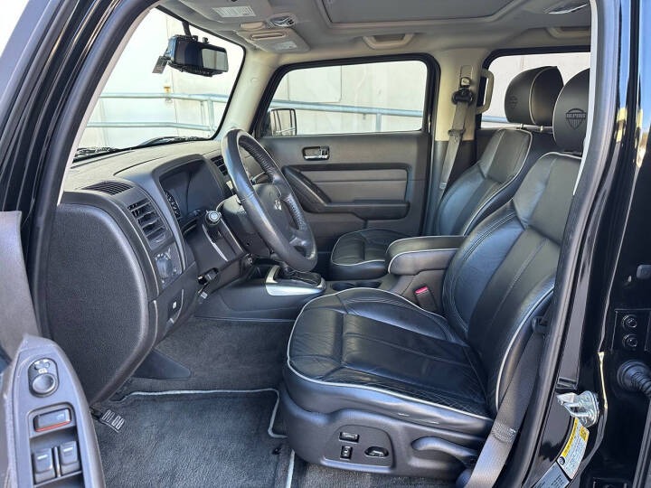 2010 HUMMER H3 Alpha