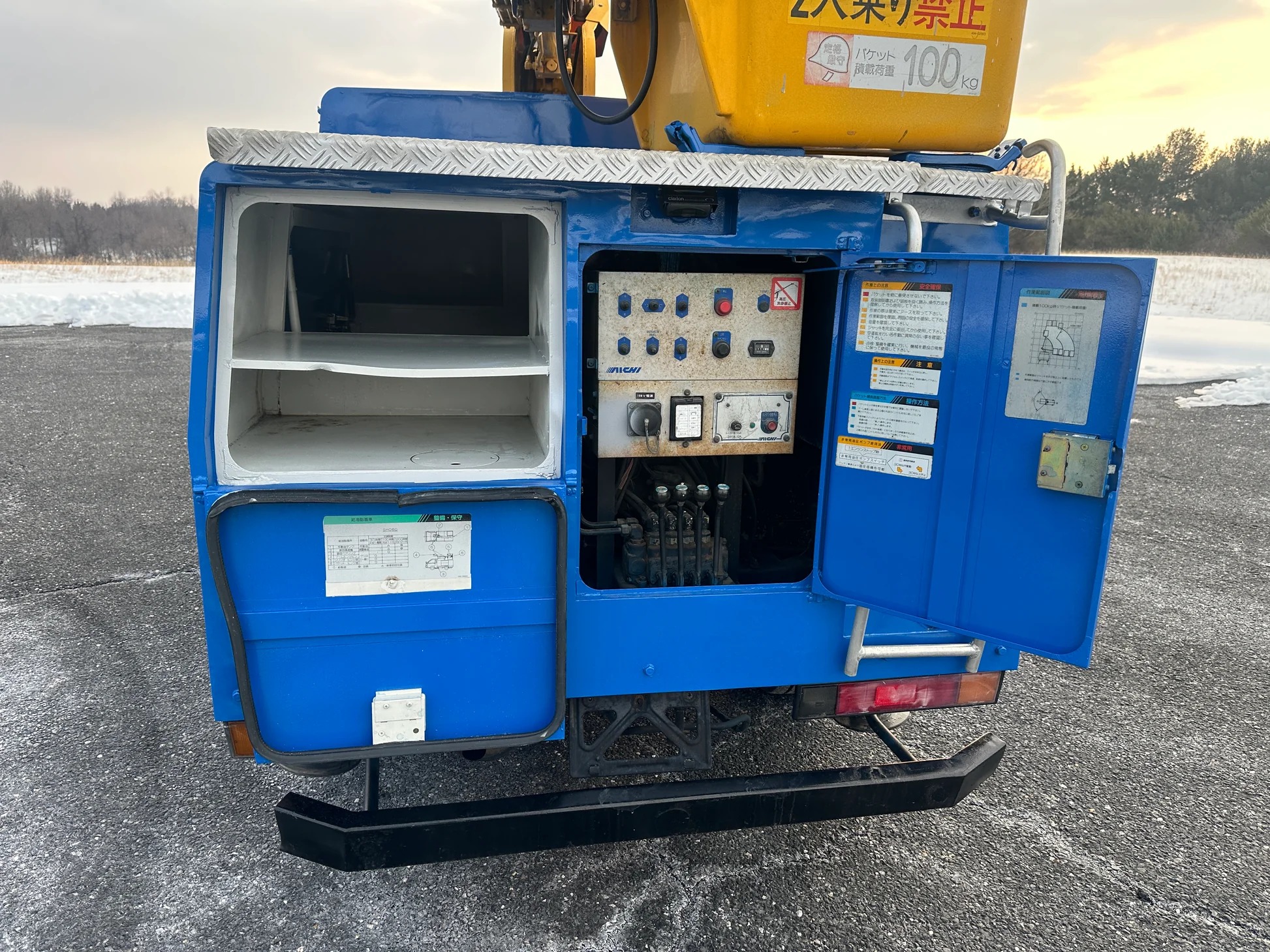 1991 Toyota Townace Aichi Bucket Truck