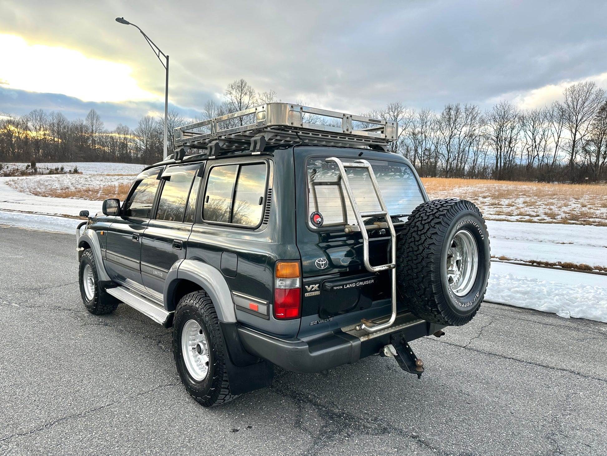 1995 Toyota Land Cruiser VX Limited Active Vacation