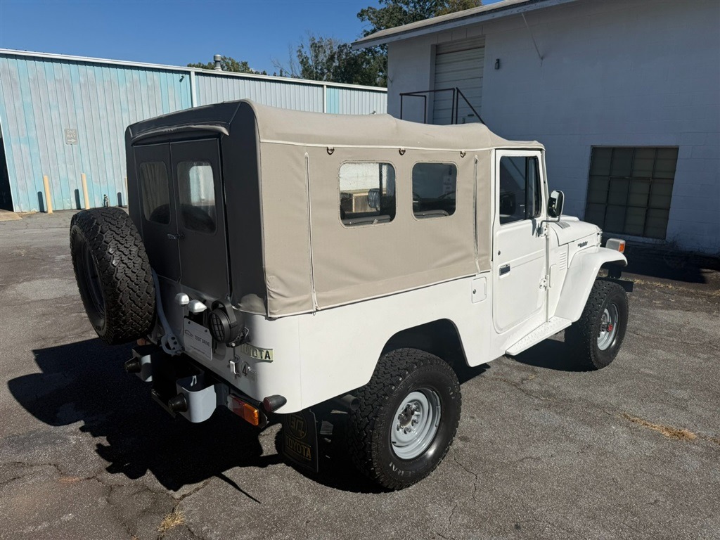 1982 Toyota Land Cruiser FJ43
