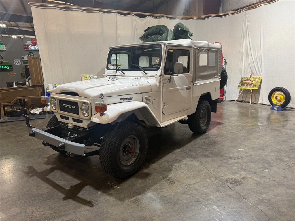 1982 Toyota Land Cruiser FJ43