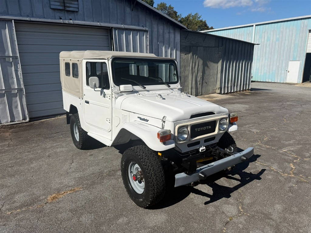 1982 Toyota Land Cruiser FJ43