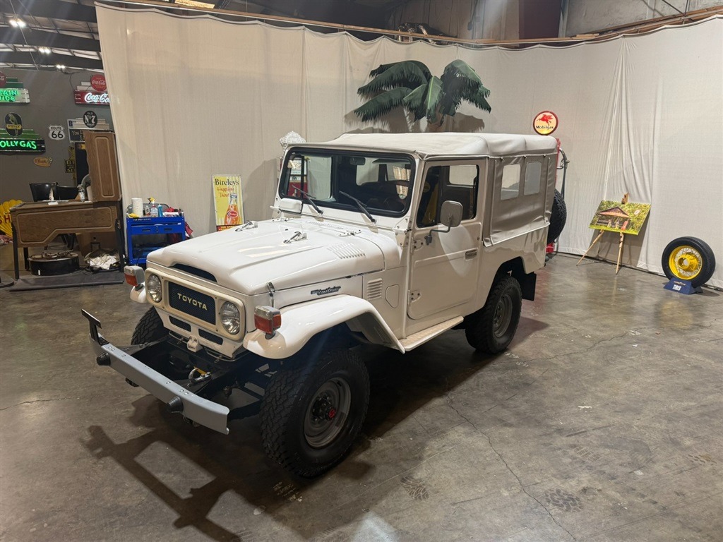 1982 Toyota Land Cruiser FJ43