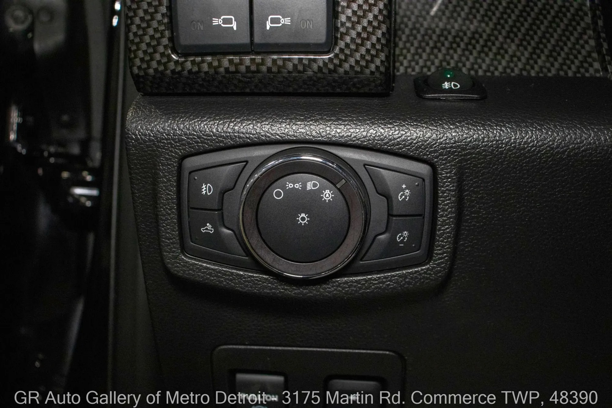 2019 Ford F-150 Lariat Black Ops