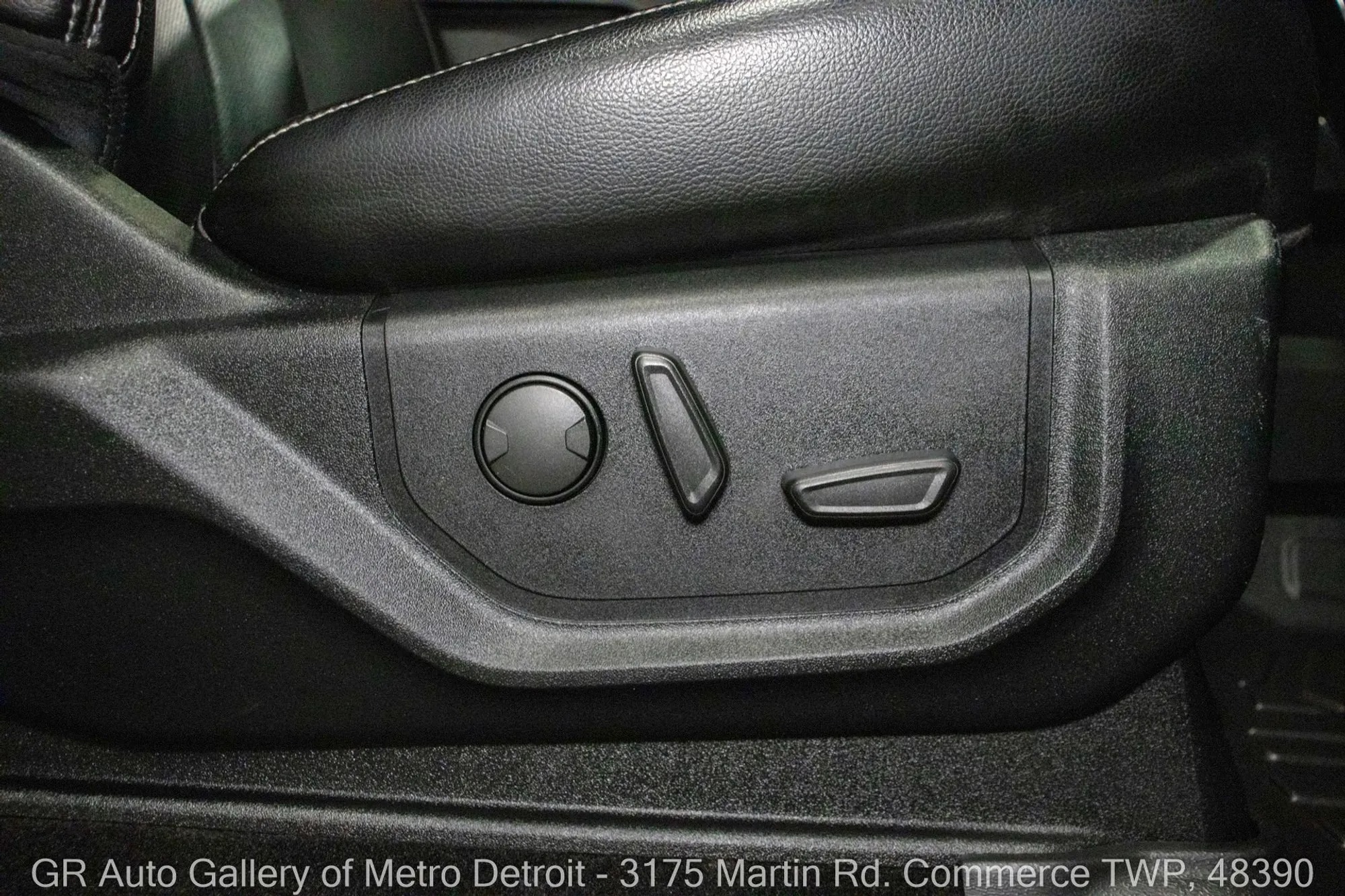 2019 Ford F-150 Lariat Black Ops