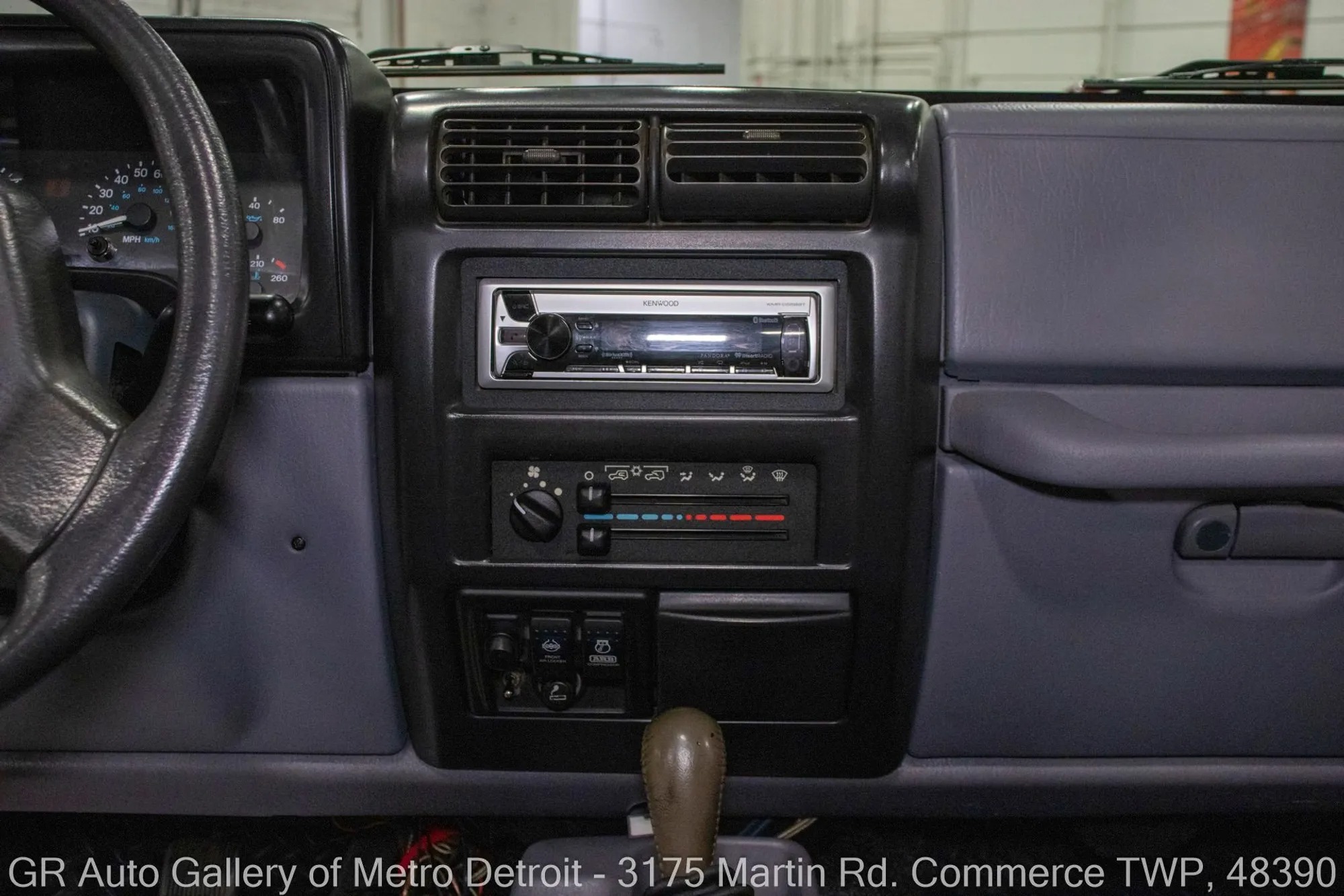 1998 Jeep Wrangler SE