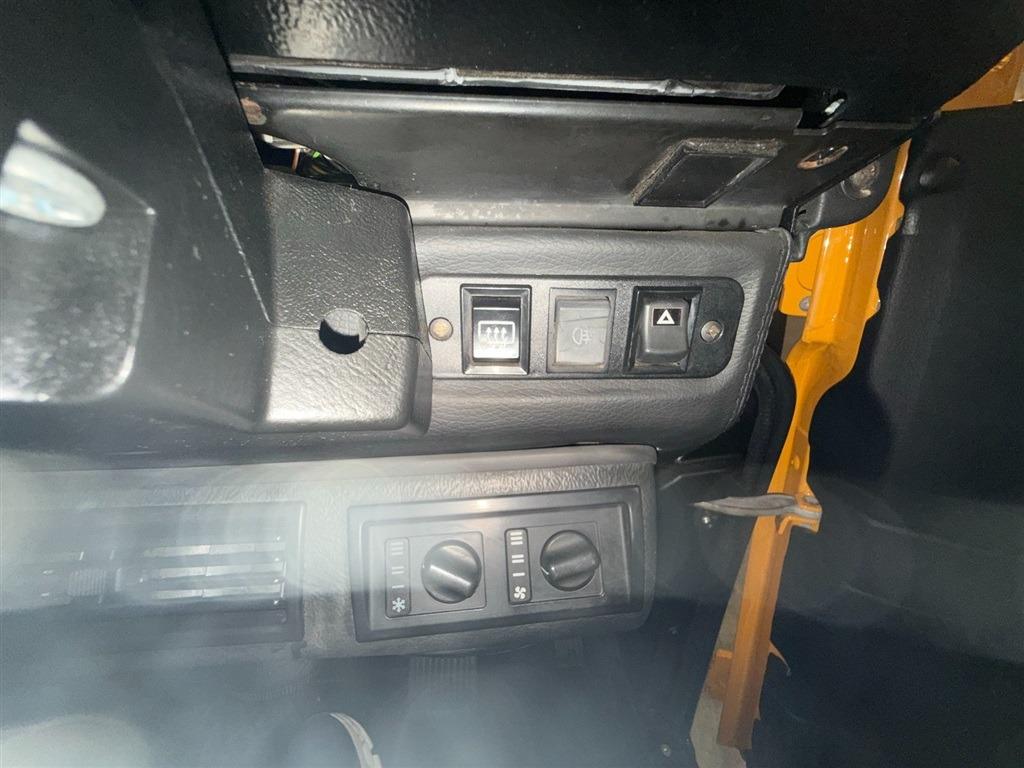 1999 Land Rover Defender 90