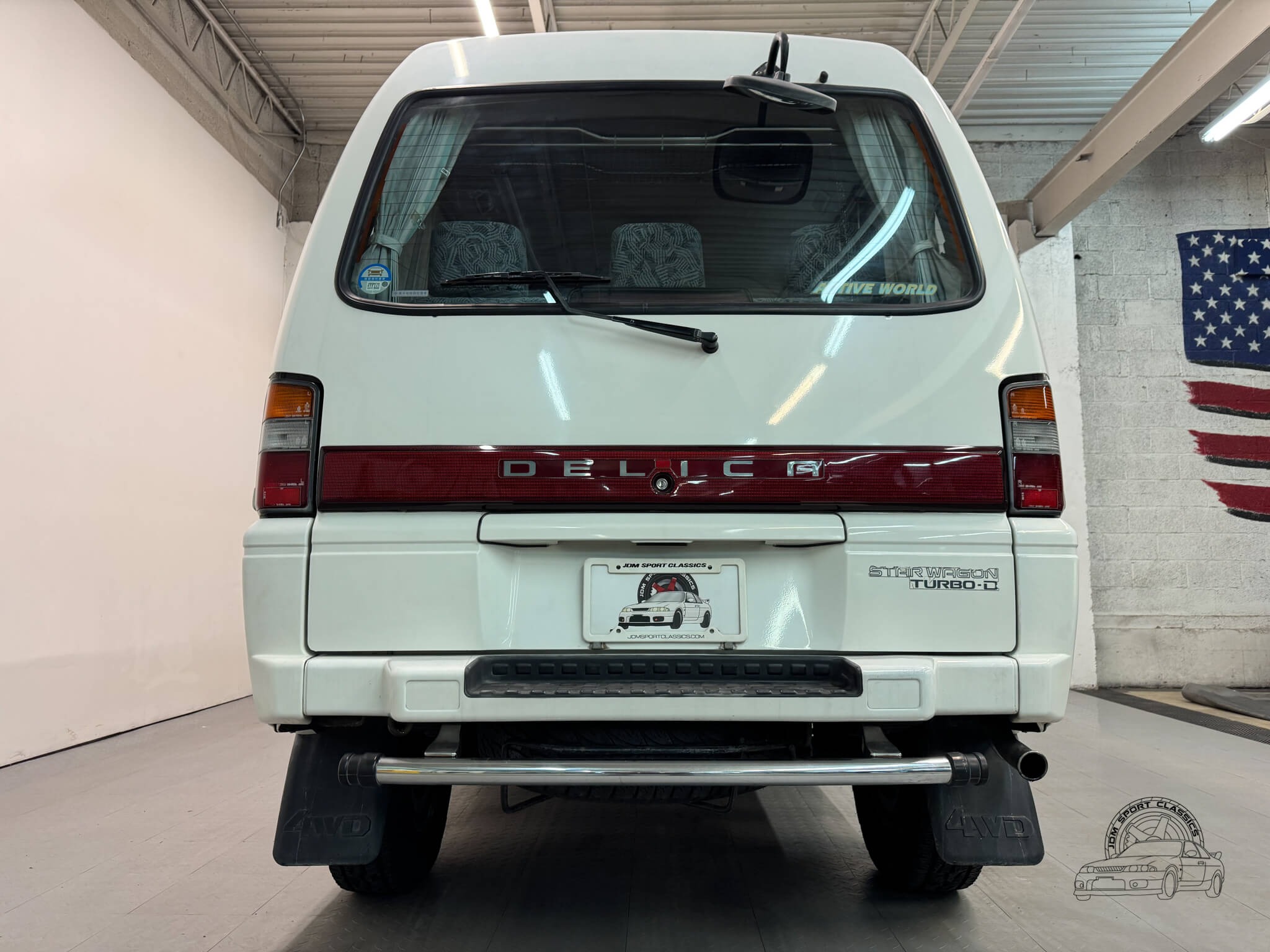 1997 Mitsubishi Delica Starwagon Active World